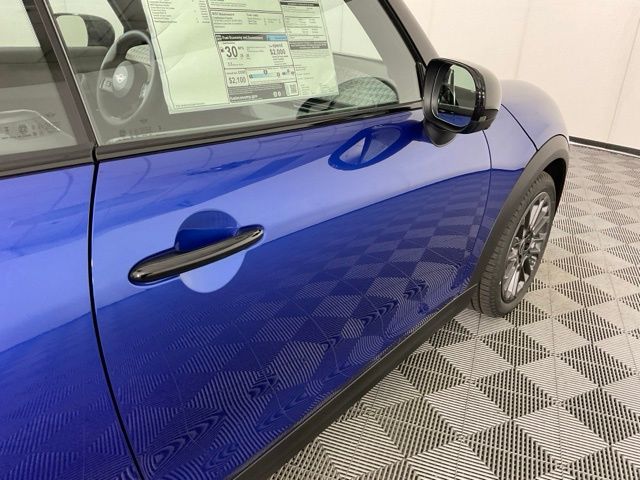2026 MINI Convertible S - Photo 13