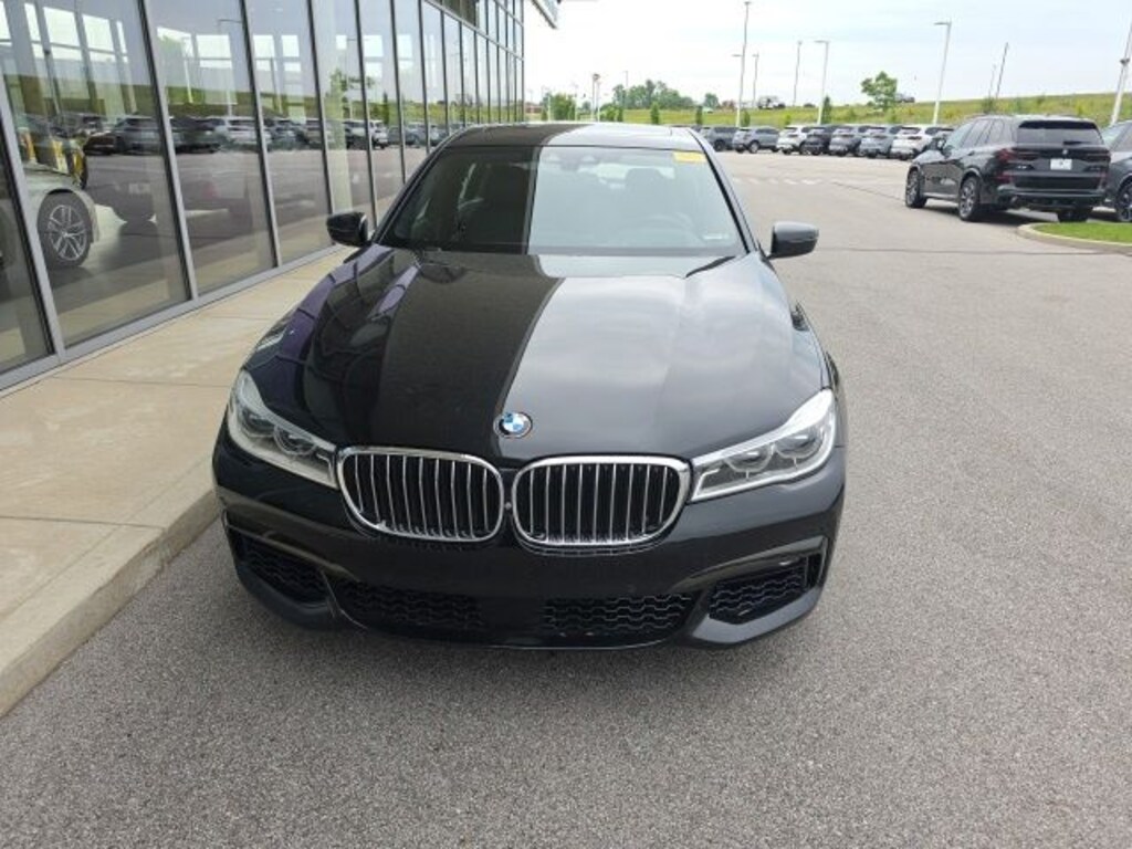 Used 2016 BMW 750i xDrive Sedan