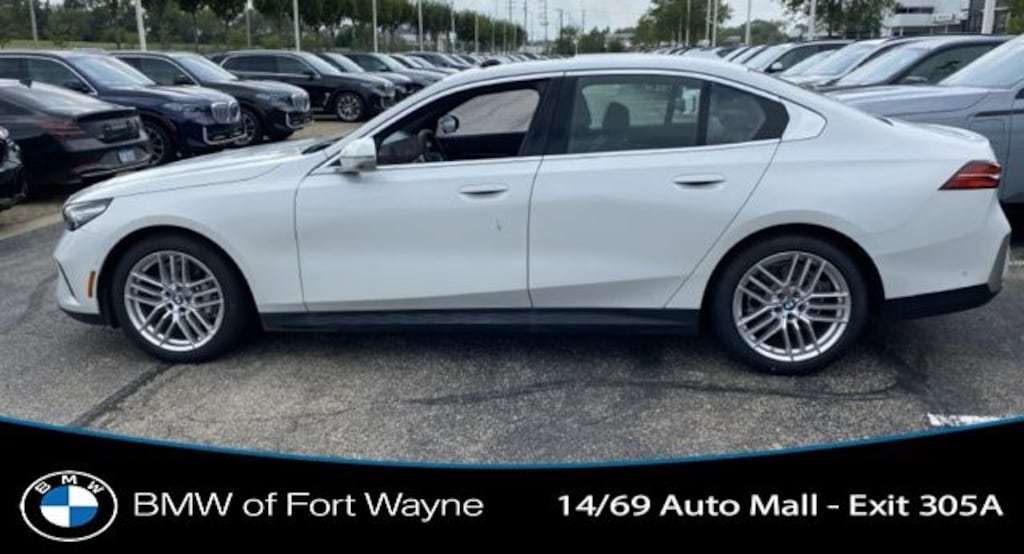 Used 2024 BMW 530i xDrive Sedan