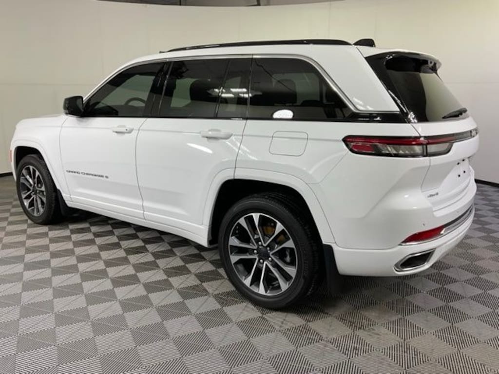 Used 2025 Jeep Grand Cherokee Overland SUV