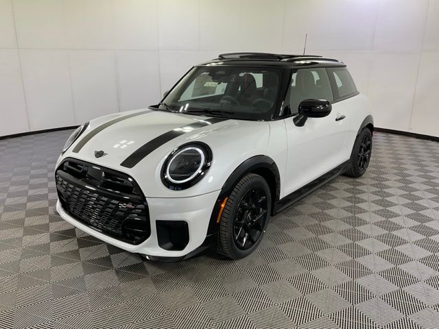 2026 MINI Hardtop Cooper S's photo