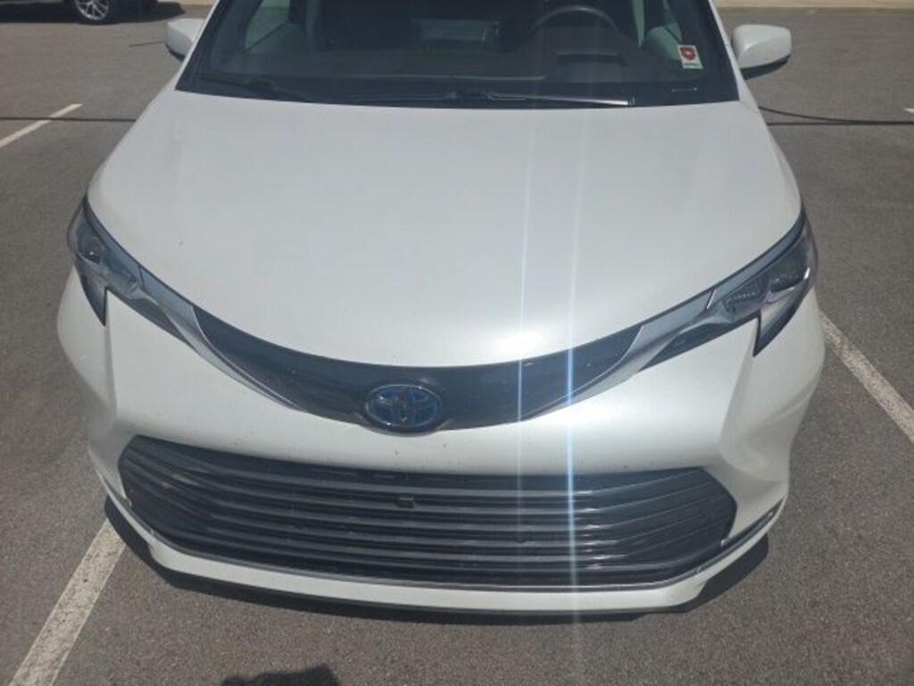 Used 2023 Toyota Sienna Platinum 7 Passenger Van Passenger Van