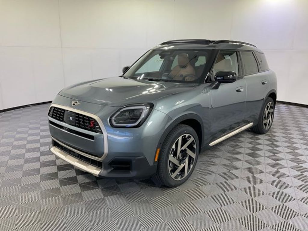 New 2026 MINI Countryman Iconic SUV