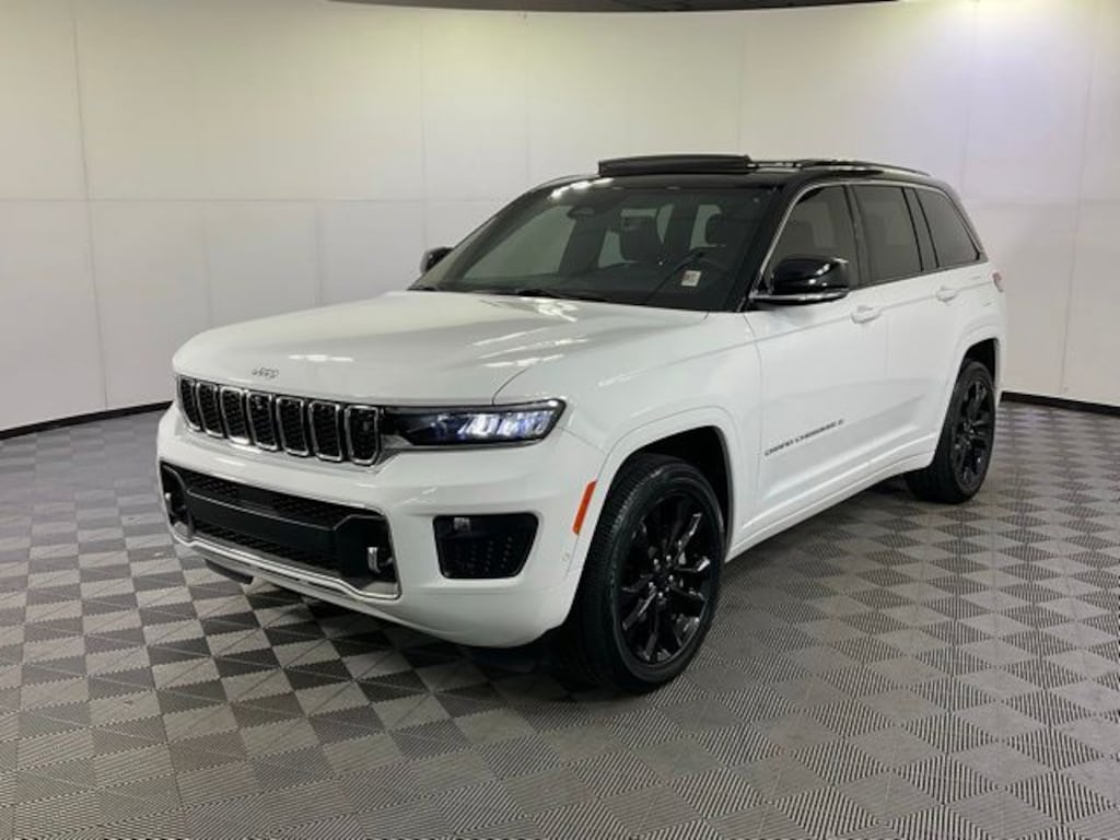 Used 2024 Jeep Grand Cherokee Overland SUV