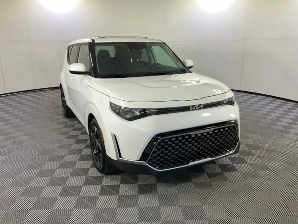 Used 2025 Kia Soul EX Hatchback