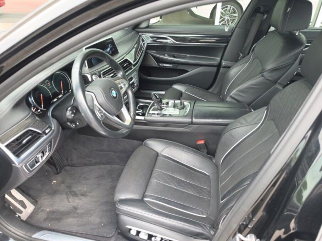 Used 2016 BMW 750i xDrive Sedan