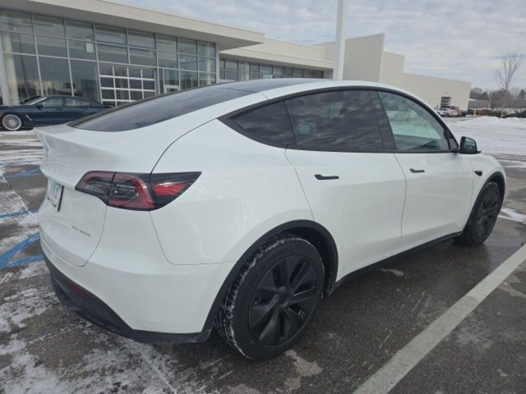 Used 2025 Tesla Model Y Long Range SUV