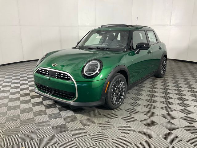 2026 MINI Hardtop 4 Door's photo