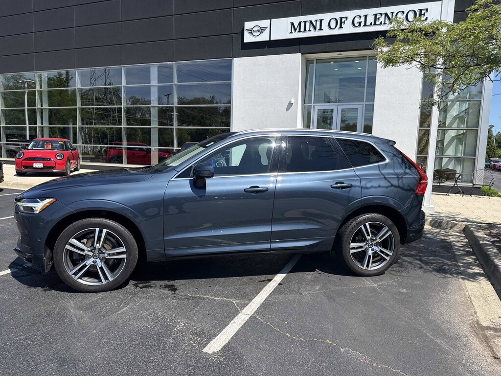 Used 2018 Volvo XC60 T6 Momentum T6 AWD Momentum