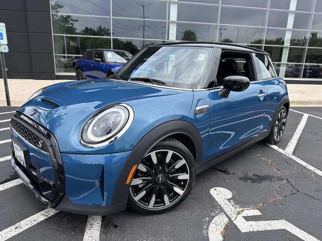 Used 2022 MINI Cooper S Classic Cooper S FWD