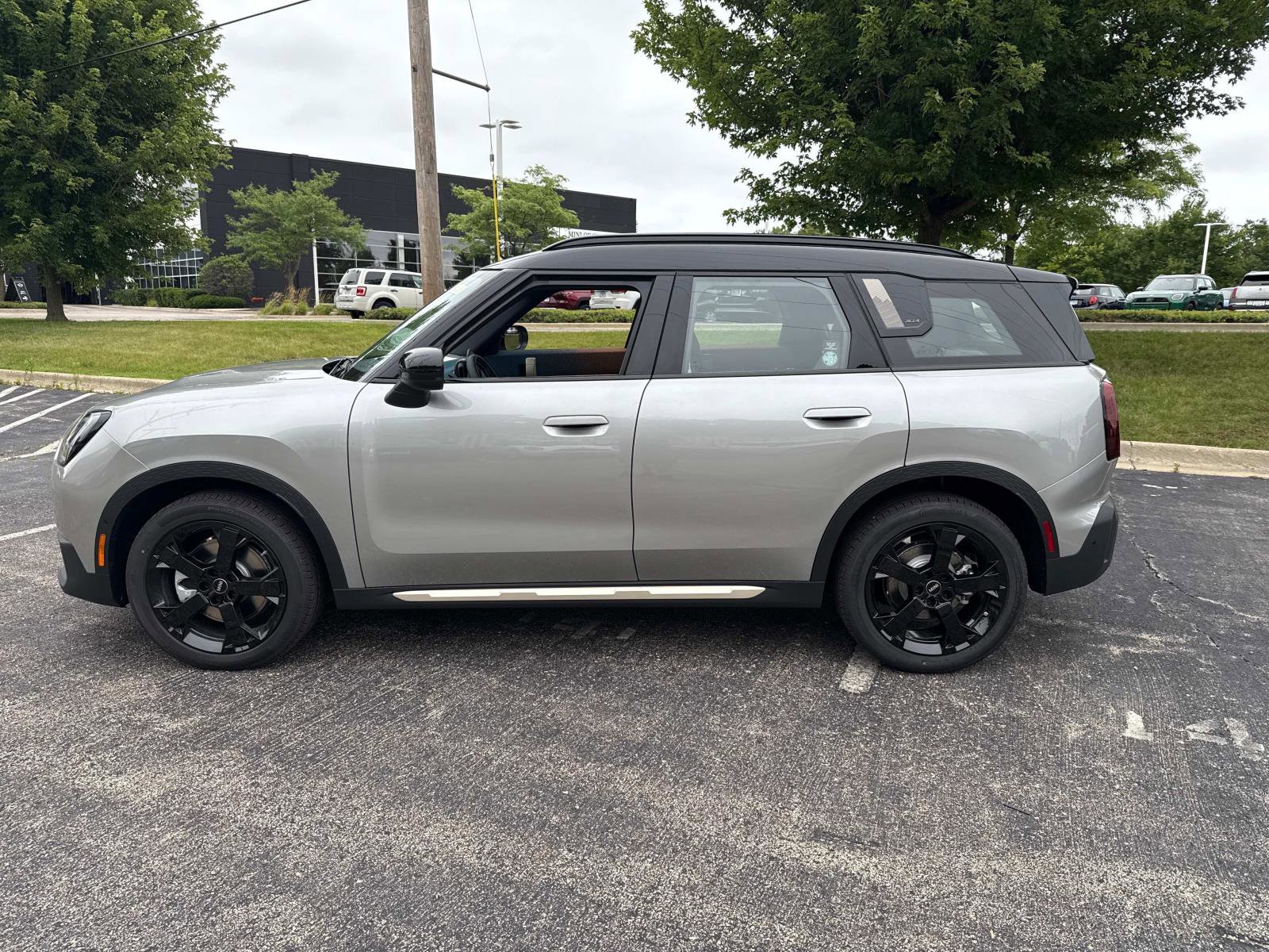 2025 MINI Countryman S - Photo 8