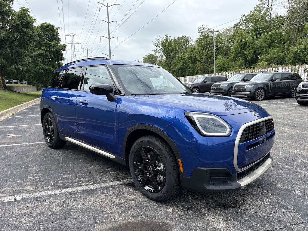 New 2027 MINI Countryman Iconic SUV