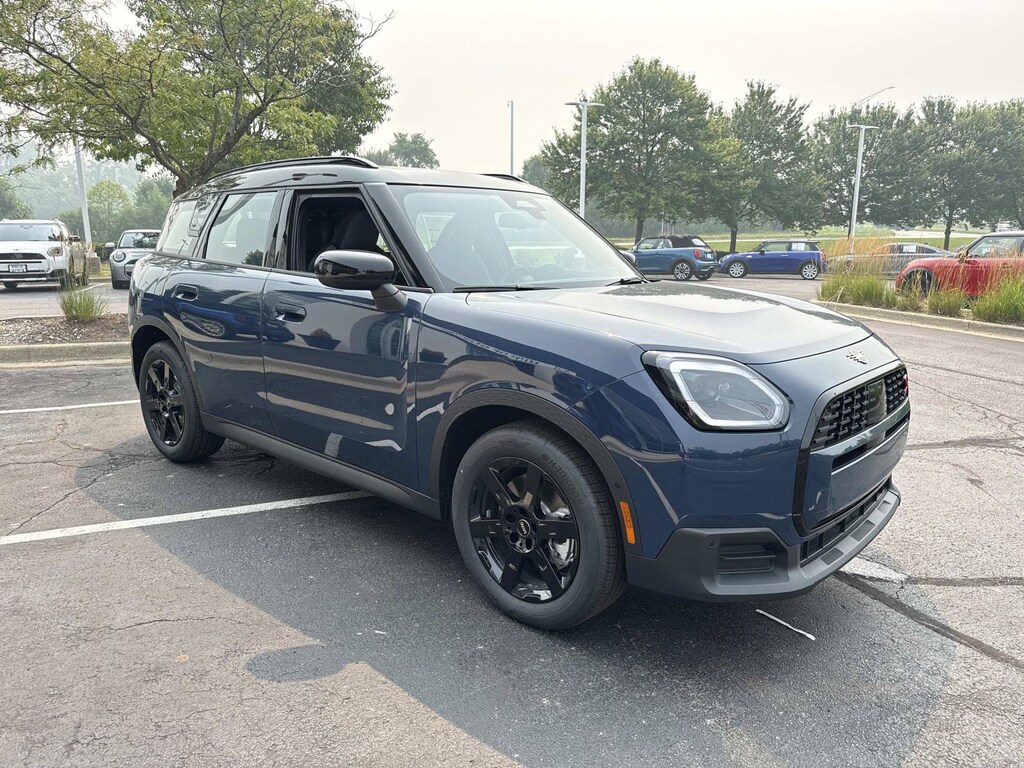 New 2027 MINI Countryman Signature Plus SUV