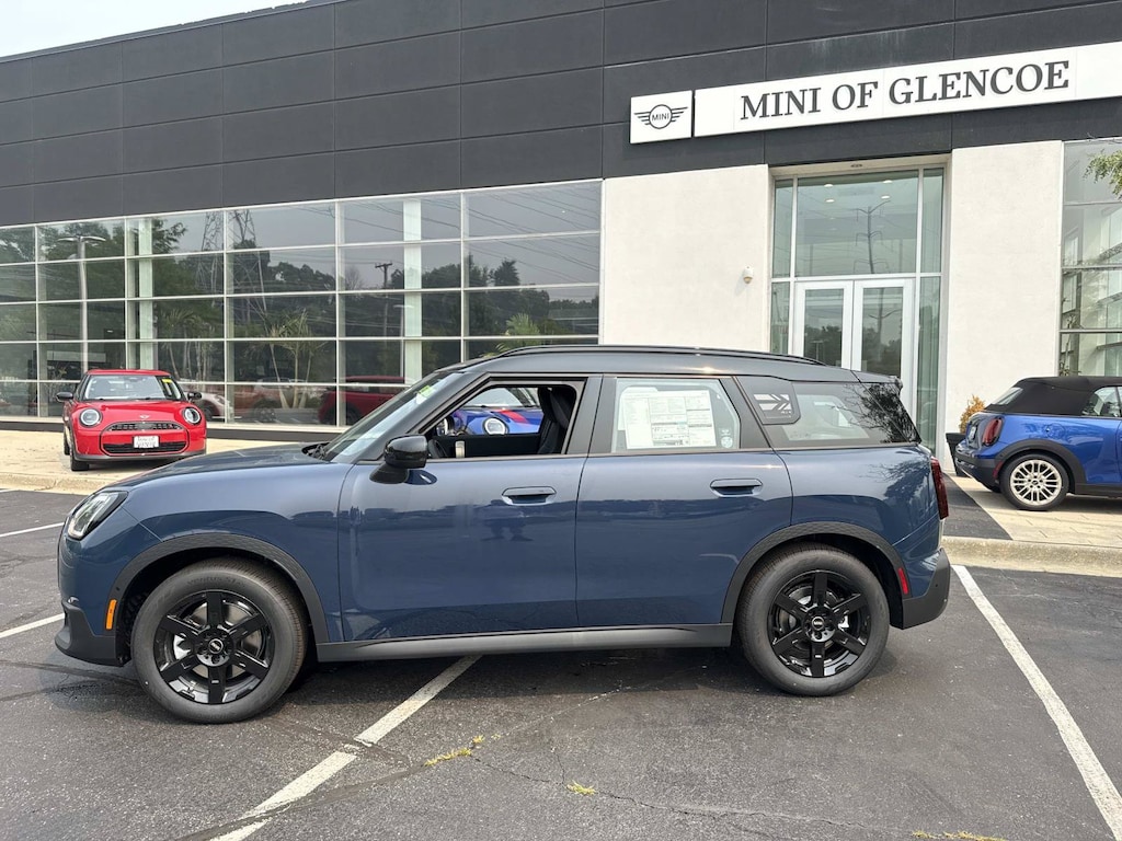 New 2027 MINI Countryman Signature Plus SUV