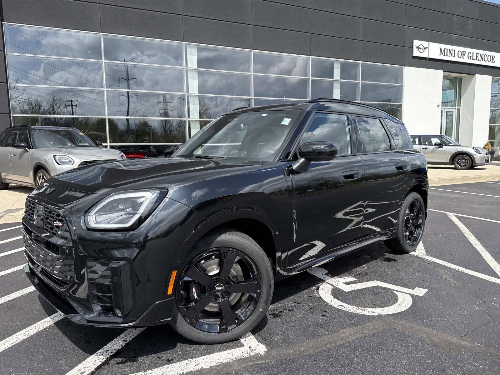 2027 MINI Countryman's photo