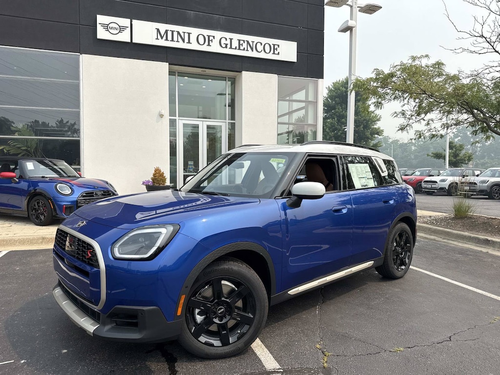 New 2027 MINI Countryman Signature Plus SUV