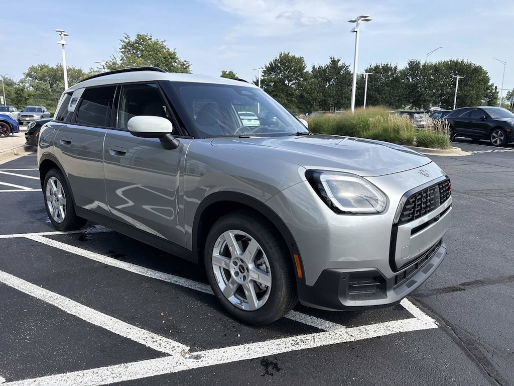 New 2027 MINI Countryman Iconic SUV