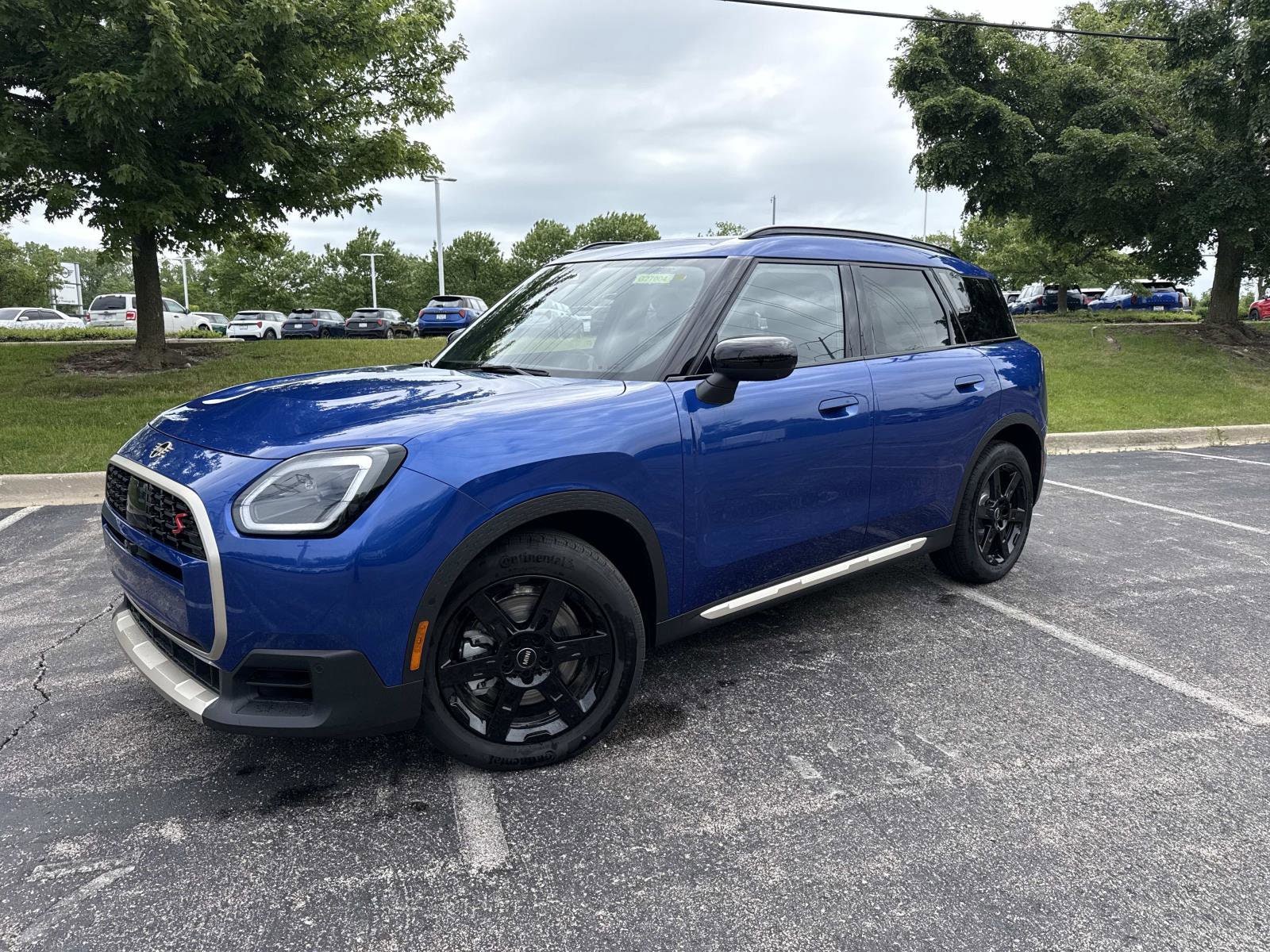 2027 MINI Countryman's photo