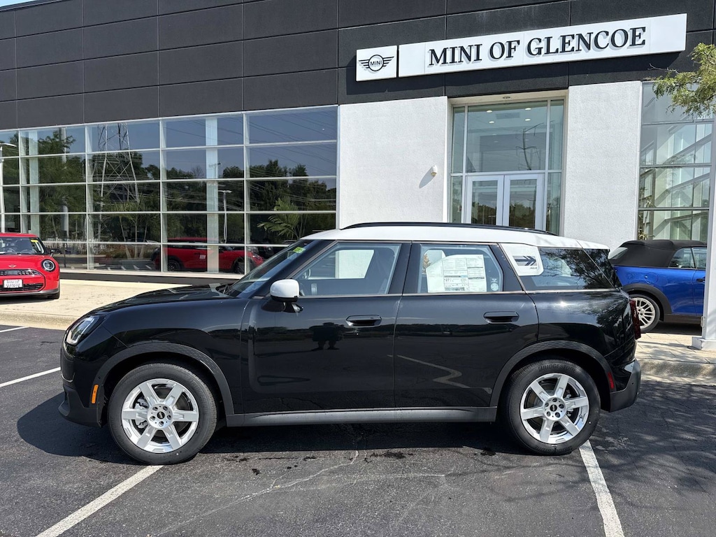 New 2027 MINI Countryman Signature Plus SUV