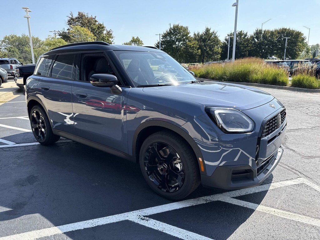 New 2026 MINI Countryman Iconic SUV