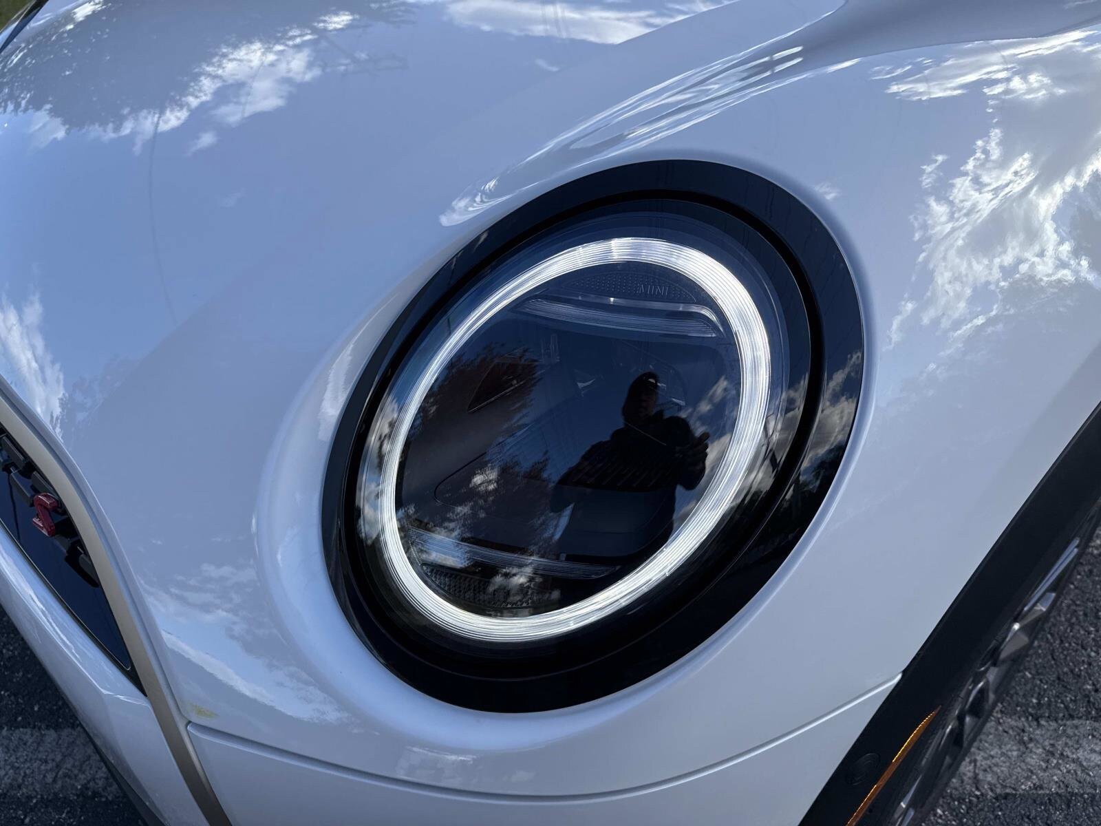 2026 Mini Cooper Hardtop S photo 2