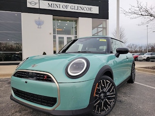 2025 MINI Hardtop 2 Door Iconic Hatchback