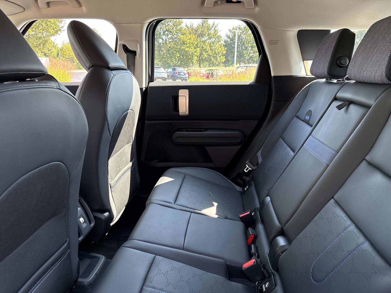 2025 MINI Countryman S - Photo 13