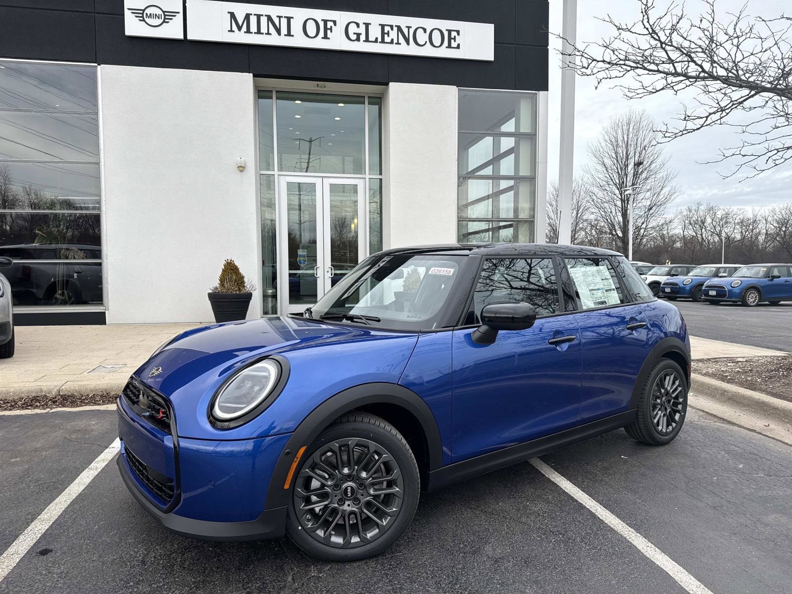 2026 MINI Hardtop Cooper S's photo
