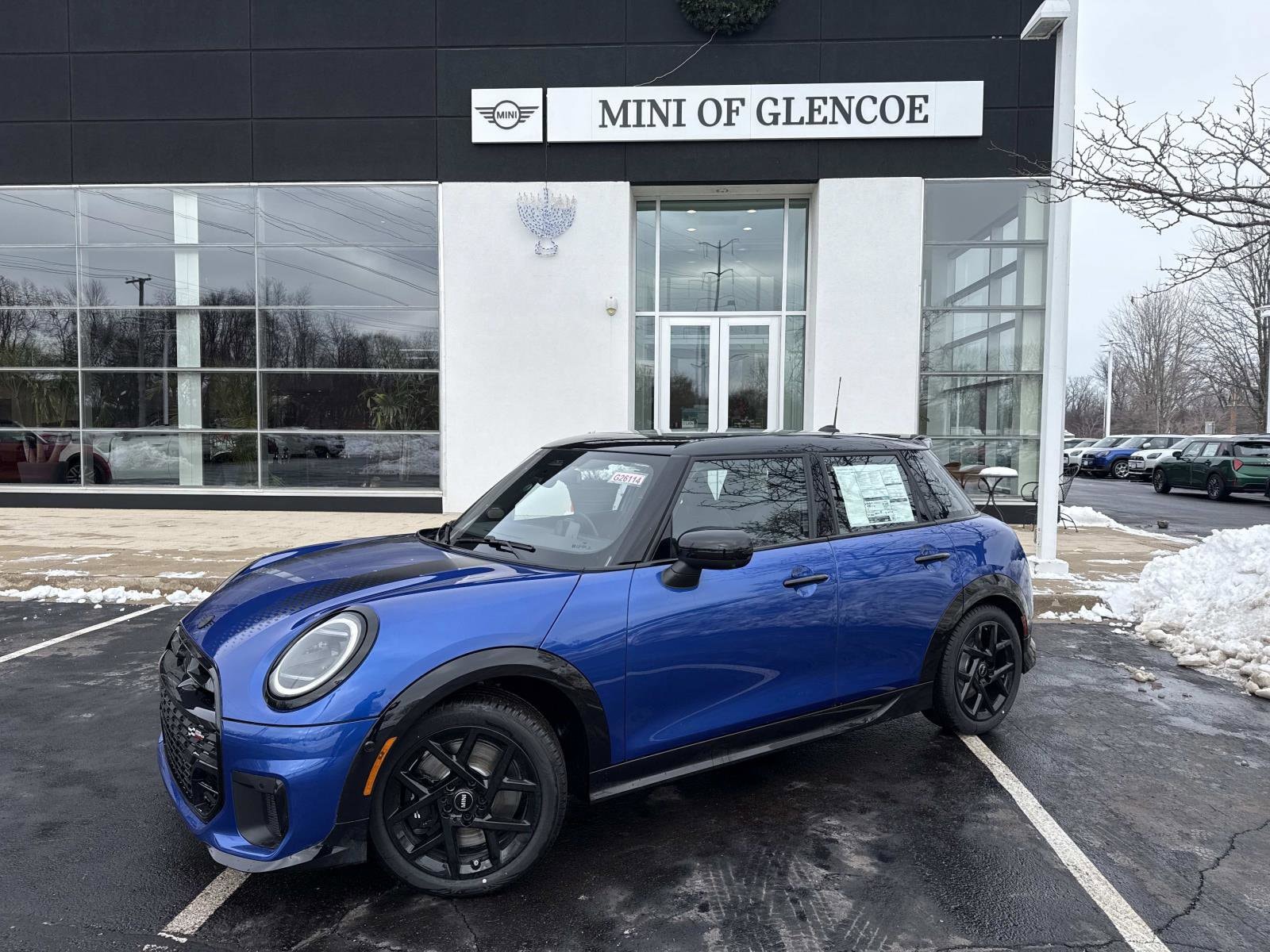 2026 MINI Hardtop 4 Door S's photo
