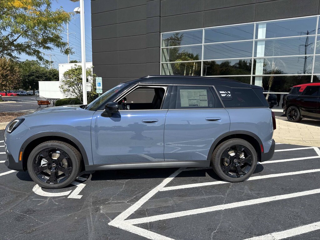 New 2026 MINI Countryman Iconic SUV