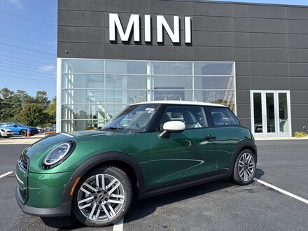 2026 MINI 2 Door Signature Plus Hatchback