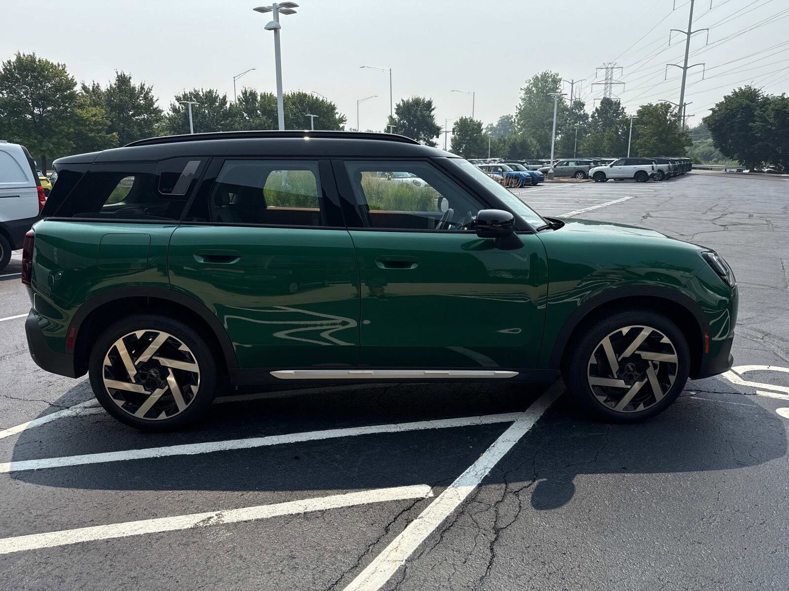 2025 Mini Cooper Signature S ALL4 photo 4
