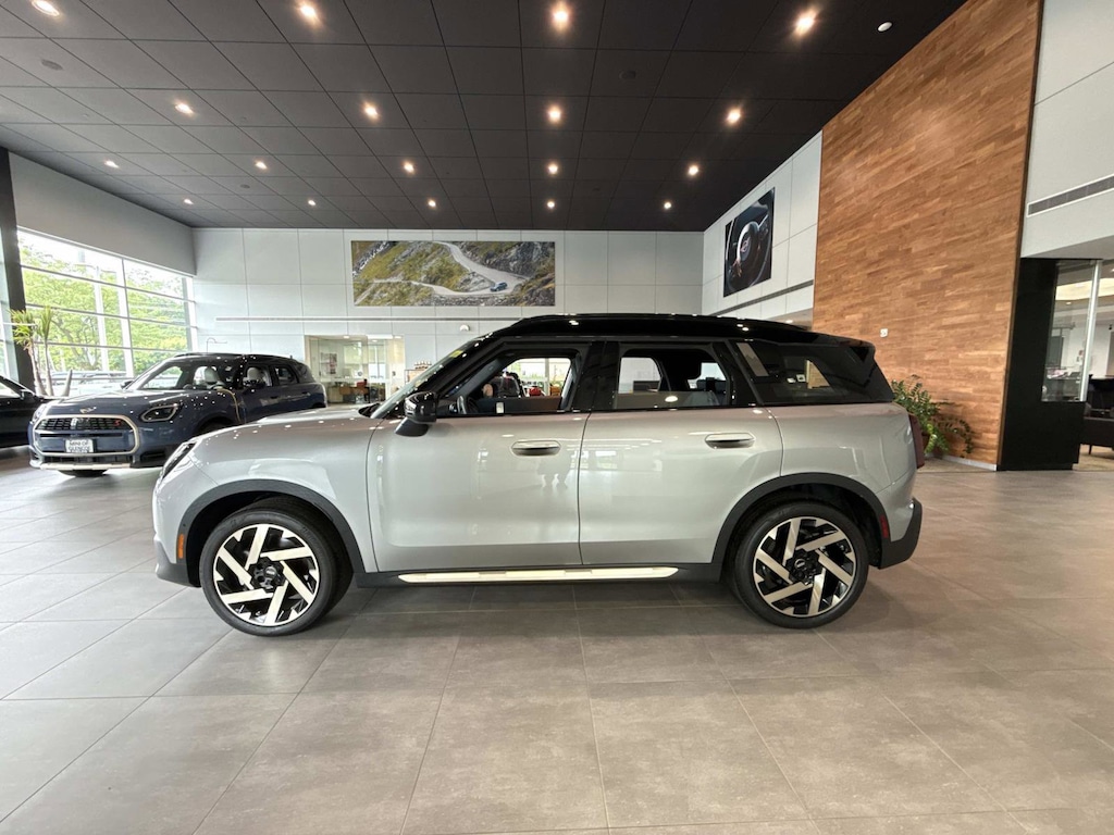 Used 2025 MINI Countryman Signature Plus S ALL4