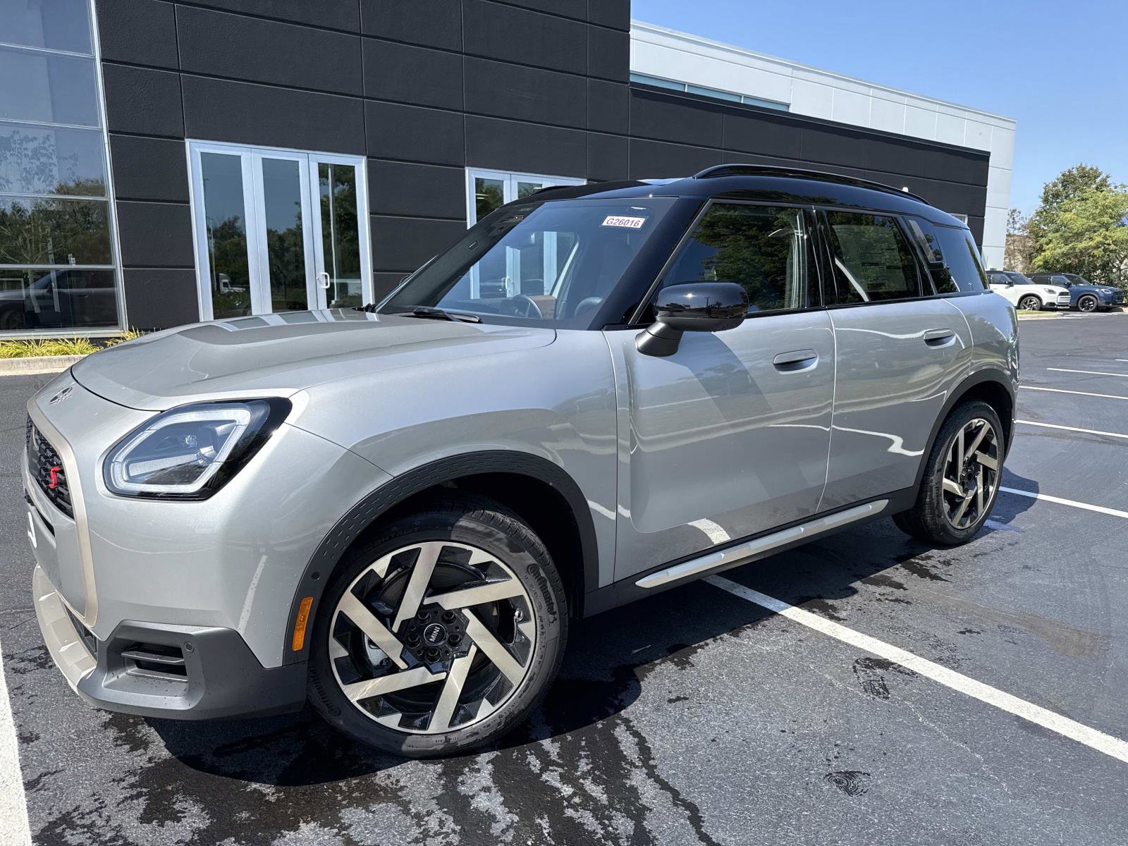 2026 MINI Countryman Iconic SUV