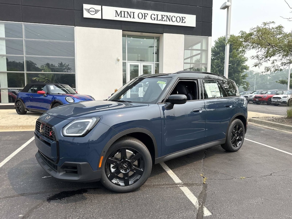 New 2027 MINI Countryman Signature Plus SUV