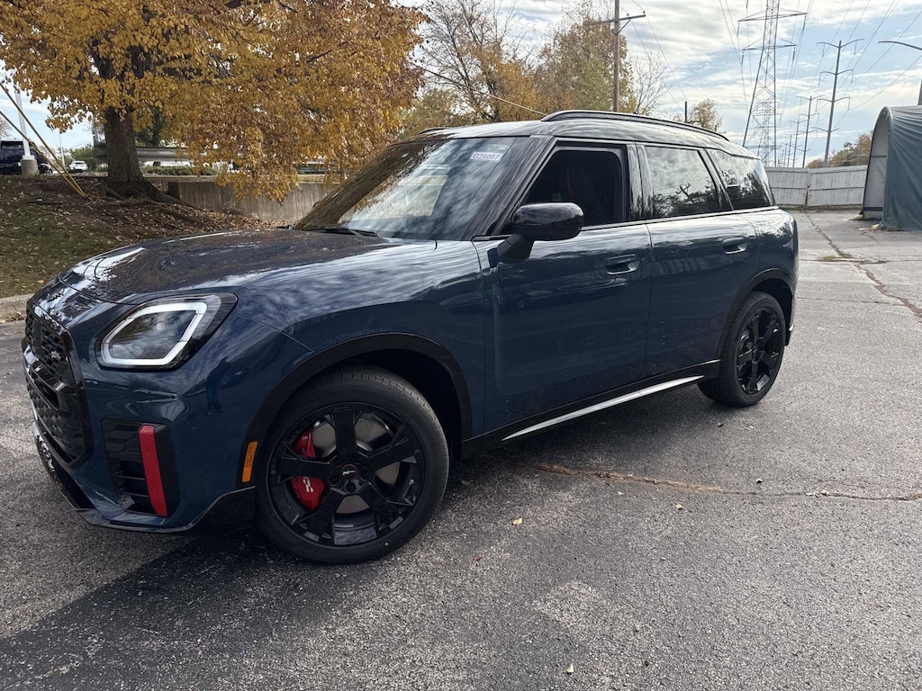 New 2026 MINI Countryman Iconic SUV