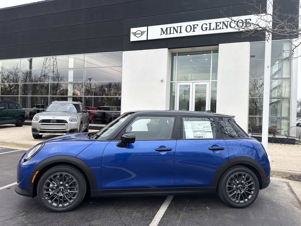 New 2026 MINI 4 Door Signature Plus Hatchback