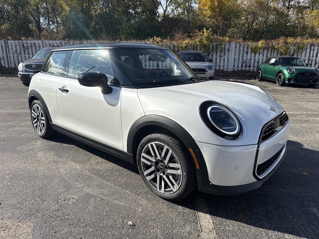 New 2026 MINI 2 Door Signature Plus Hatchback