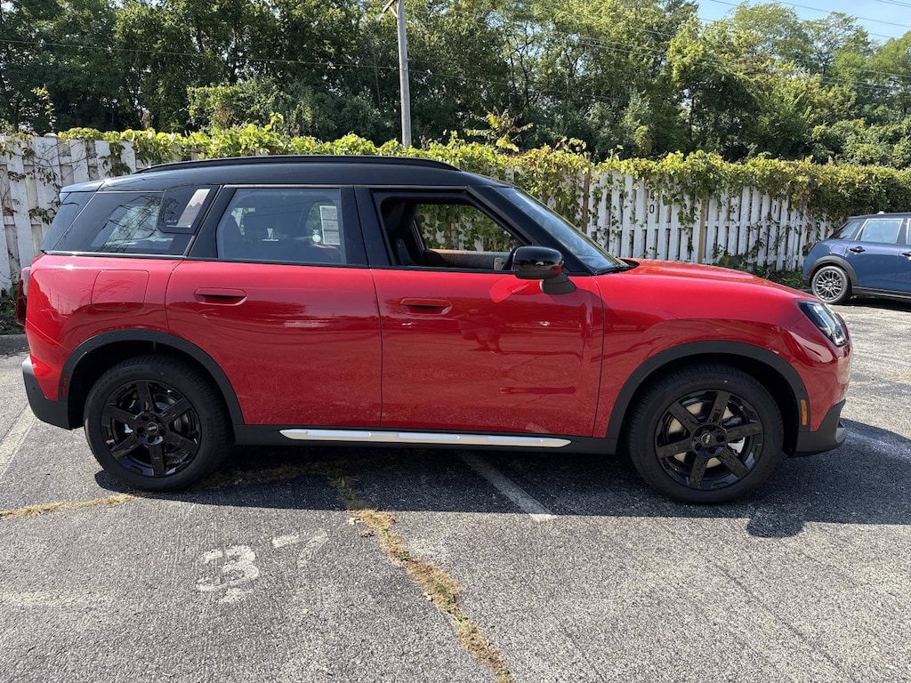 New 2026 MINI Countryman Signature Plus SUV