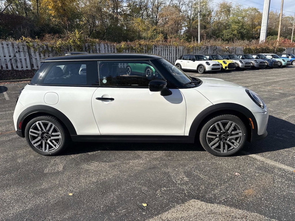 New 2026 MINI 2 Door Signature Plus Hatchback