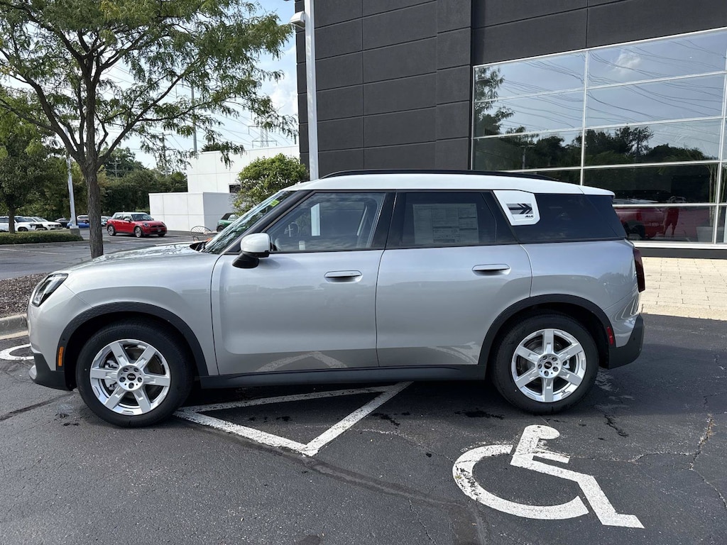 New 2027 MINI Countryman Iconic SUV