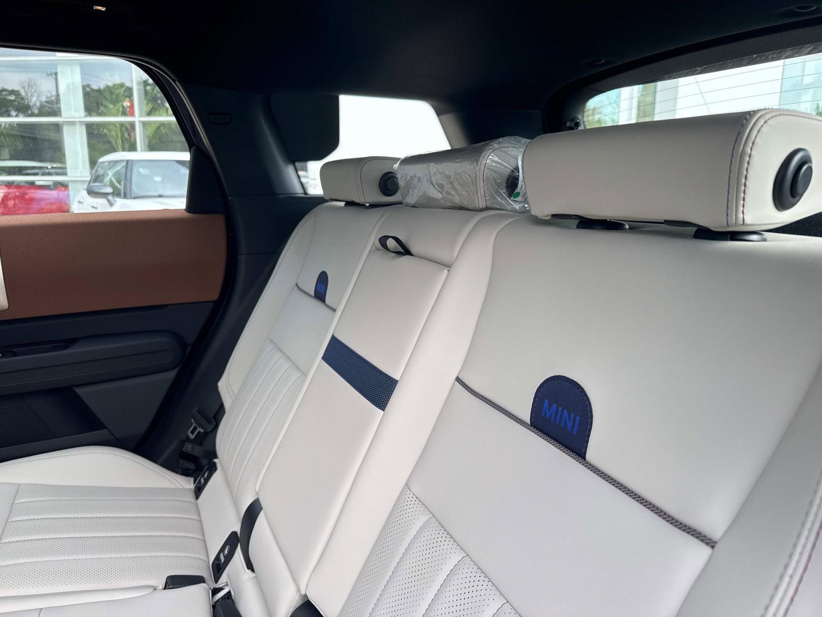 2025 MINI Countryman S - Photo 15