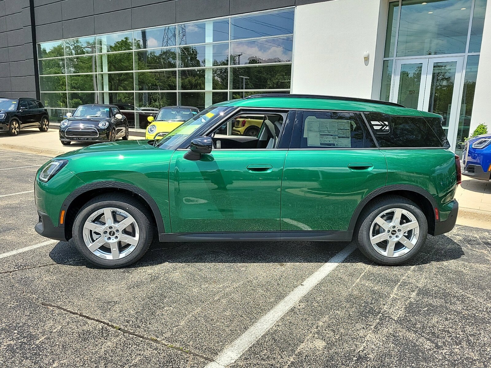 2025 Mini Cooper Signature S ALL4 photo 2