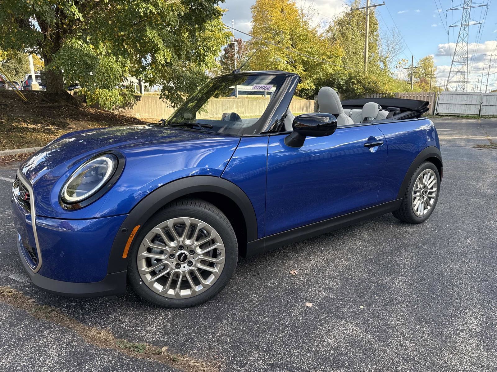 2026 MINI Convertible S's photo