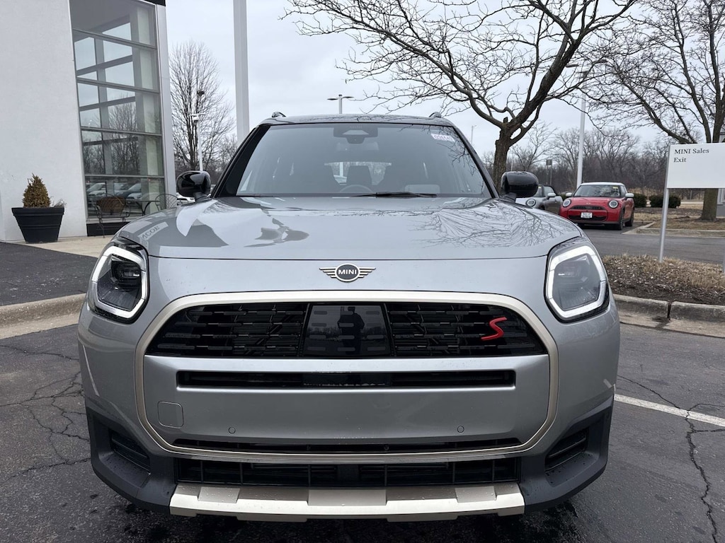 New 2026 MINI Countryman Signature Plus SUV