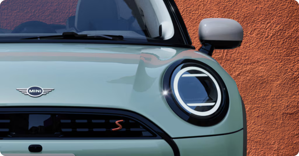 MINI Cooper front end and nameplate