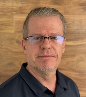 Staff member Kevin Clifford from ID_231745b7c4ea