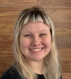 Staff member Grace Hilling from ID_231745b7c4ea