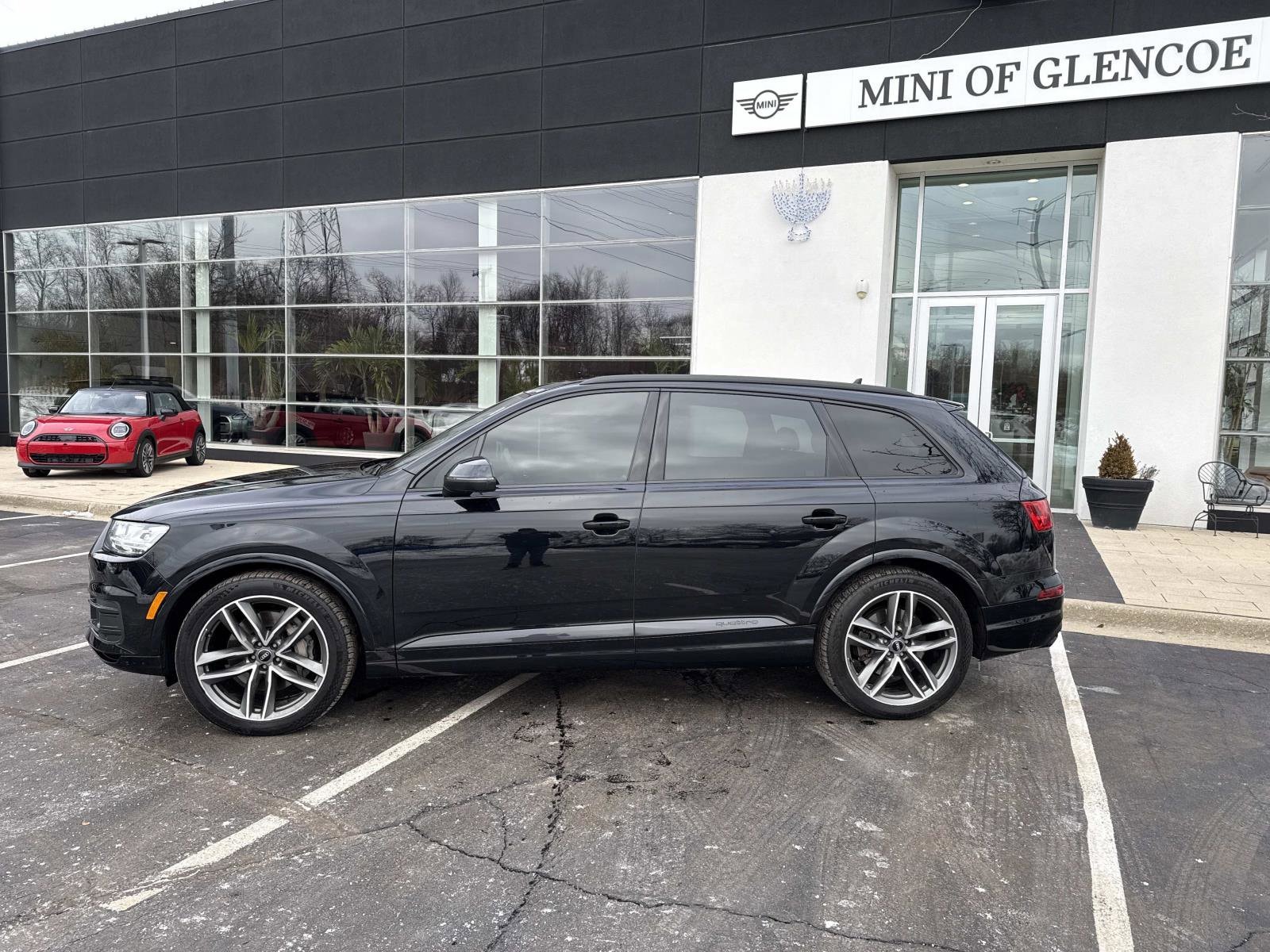 Used 2018 Audi Q7 Prestige with VIN WA1VAAF7XJD020175 for sale in Glencoe, IL