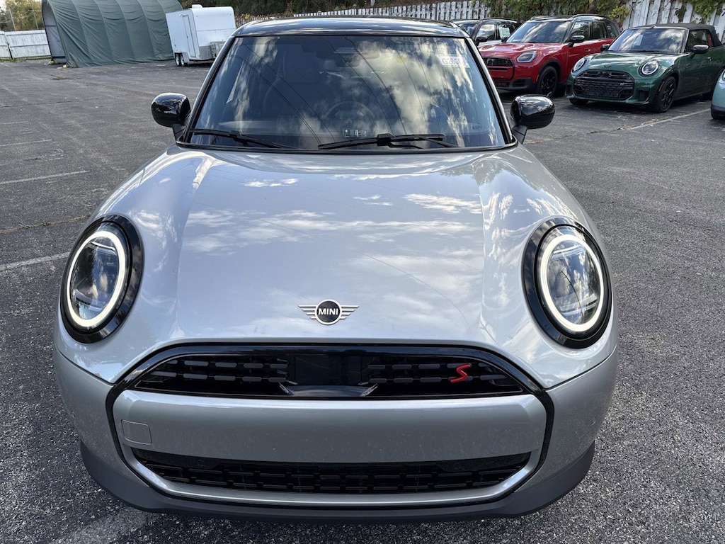 New 2026 MINI 4 Door Signature Plus Hatchback